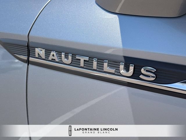 Certified 2023 Lincoln Nautilus Reserve AWD/4WD image 10