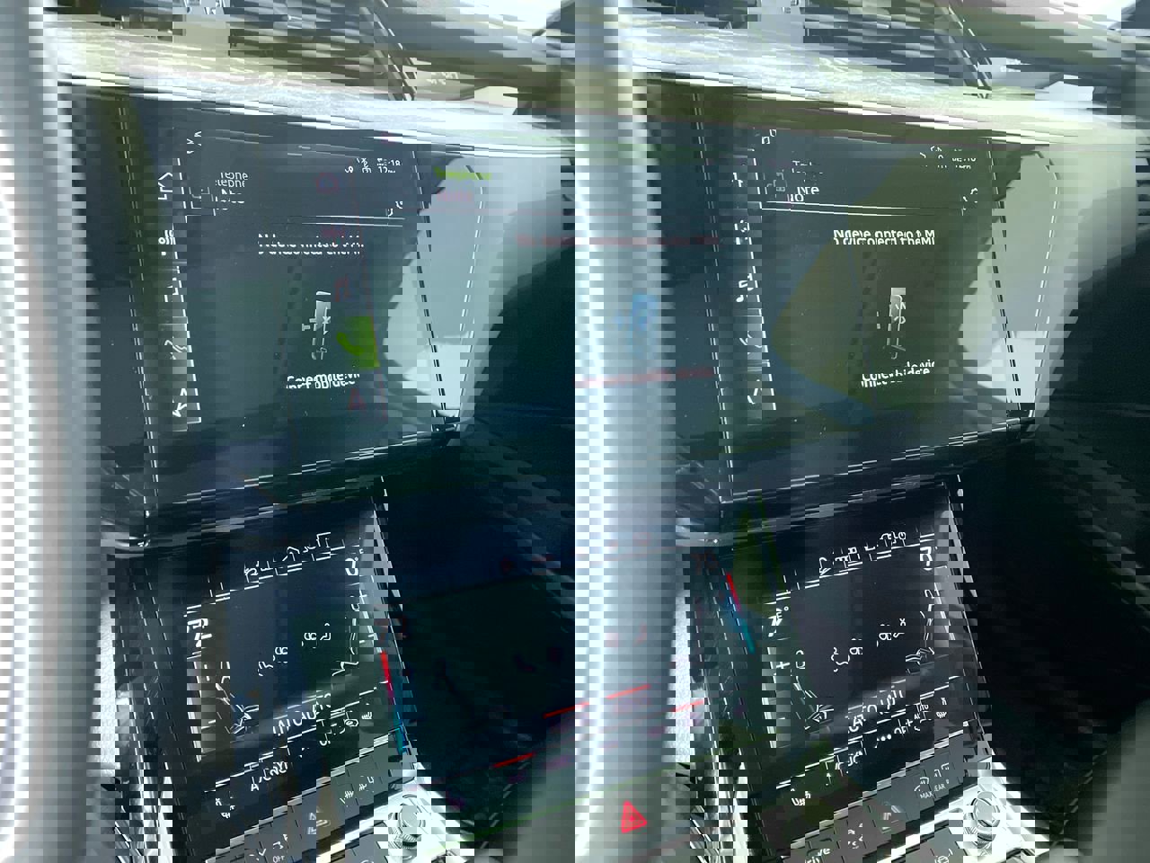 Certified 2022 Audi e-tron Premium w/ Convenience Plus Package image 8