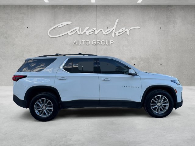 Used 2023 Chevrolet Traverse LT FWD image 17