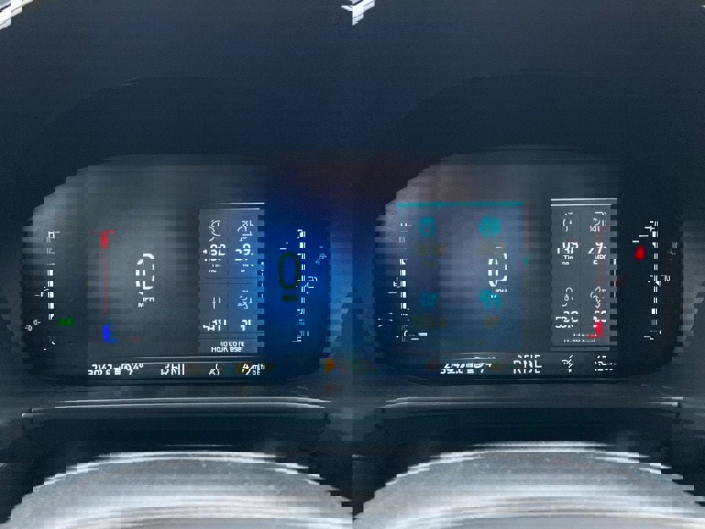 Used 2025 Ford Escape Active AWD/4WD image 16