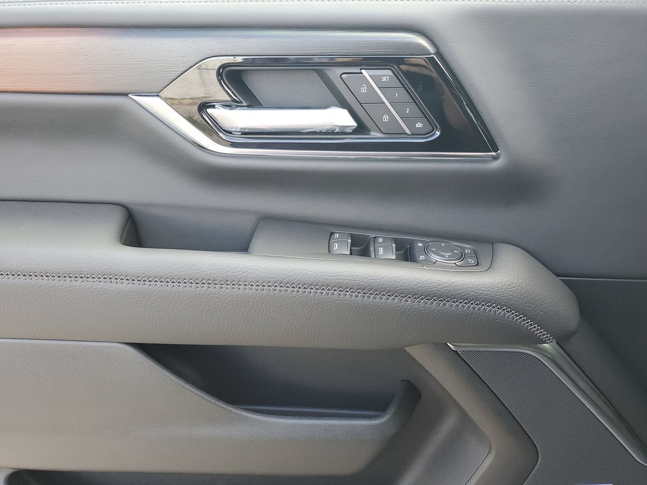 New 2026 GMC Yukon XL Denali RWD image 17