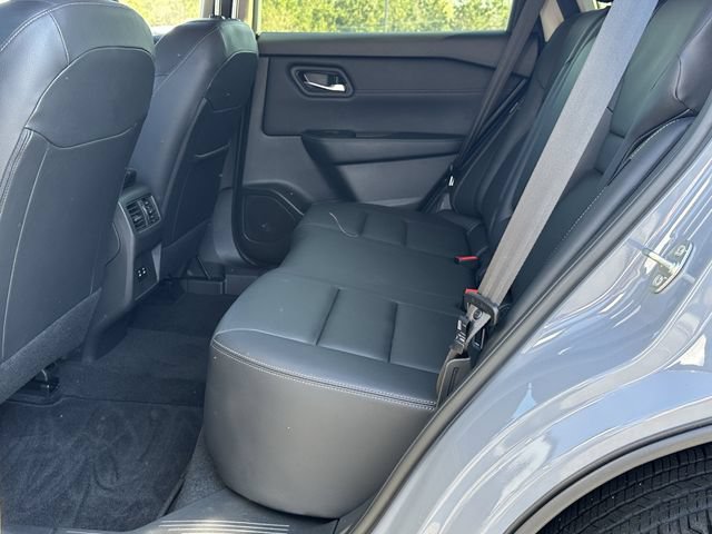 Certified 2025 Nissan Rogue SL AWD/4WD image 23