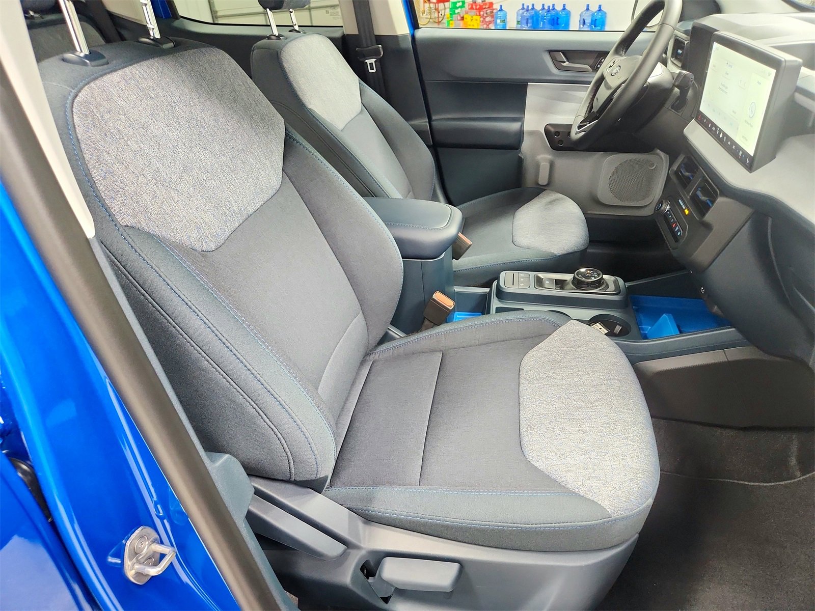 New 2025 Ford Maverick XLT w/ XLT Luxury Package image 37