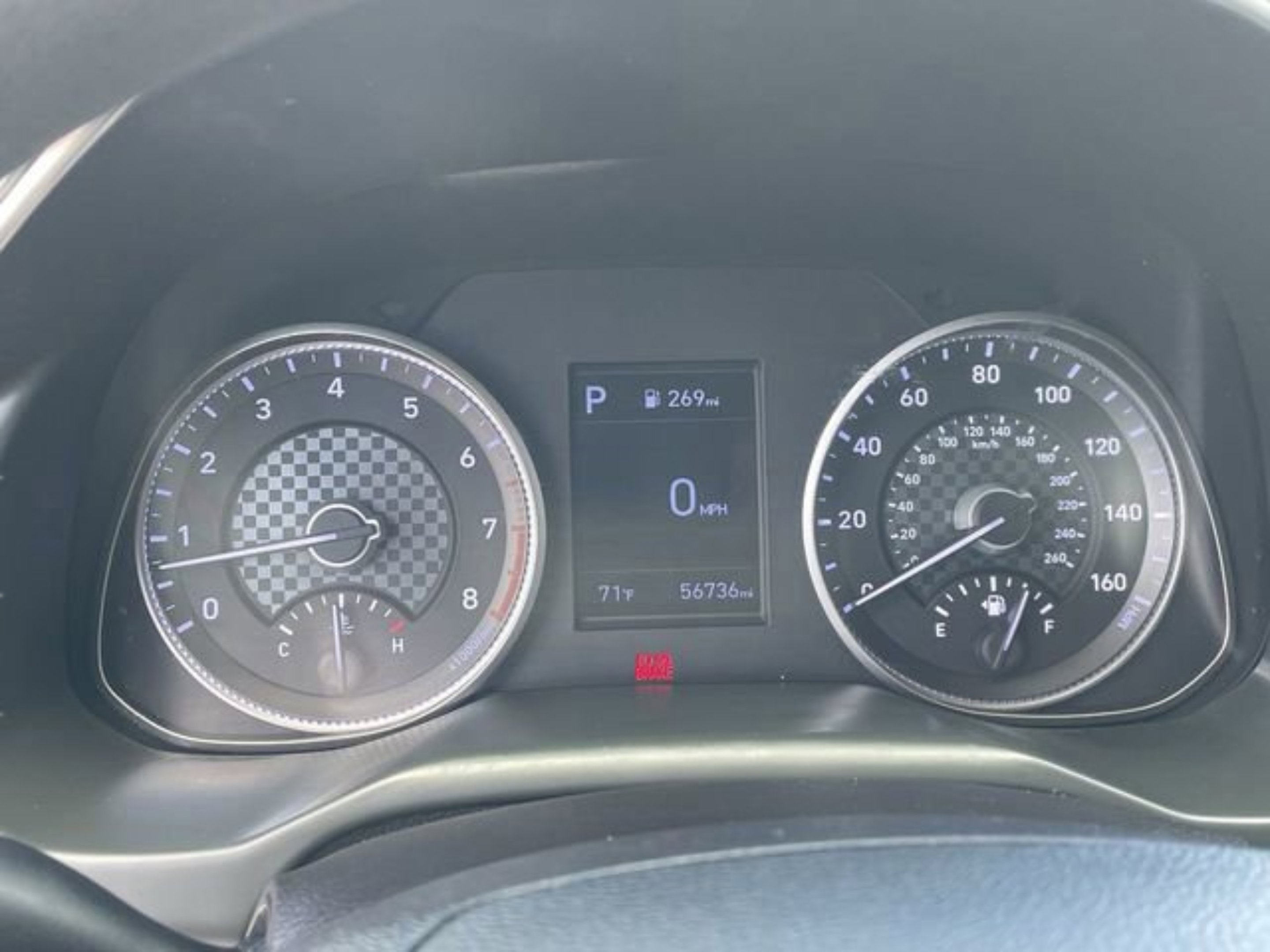 Used 2020 Hyundai Elantra SE FWD image 25