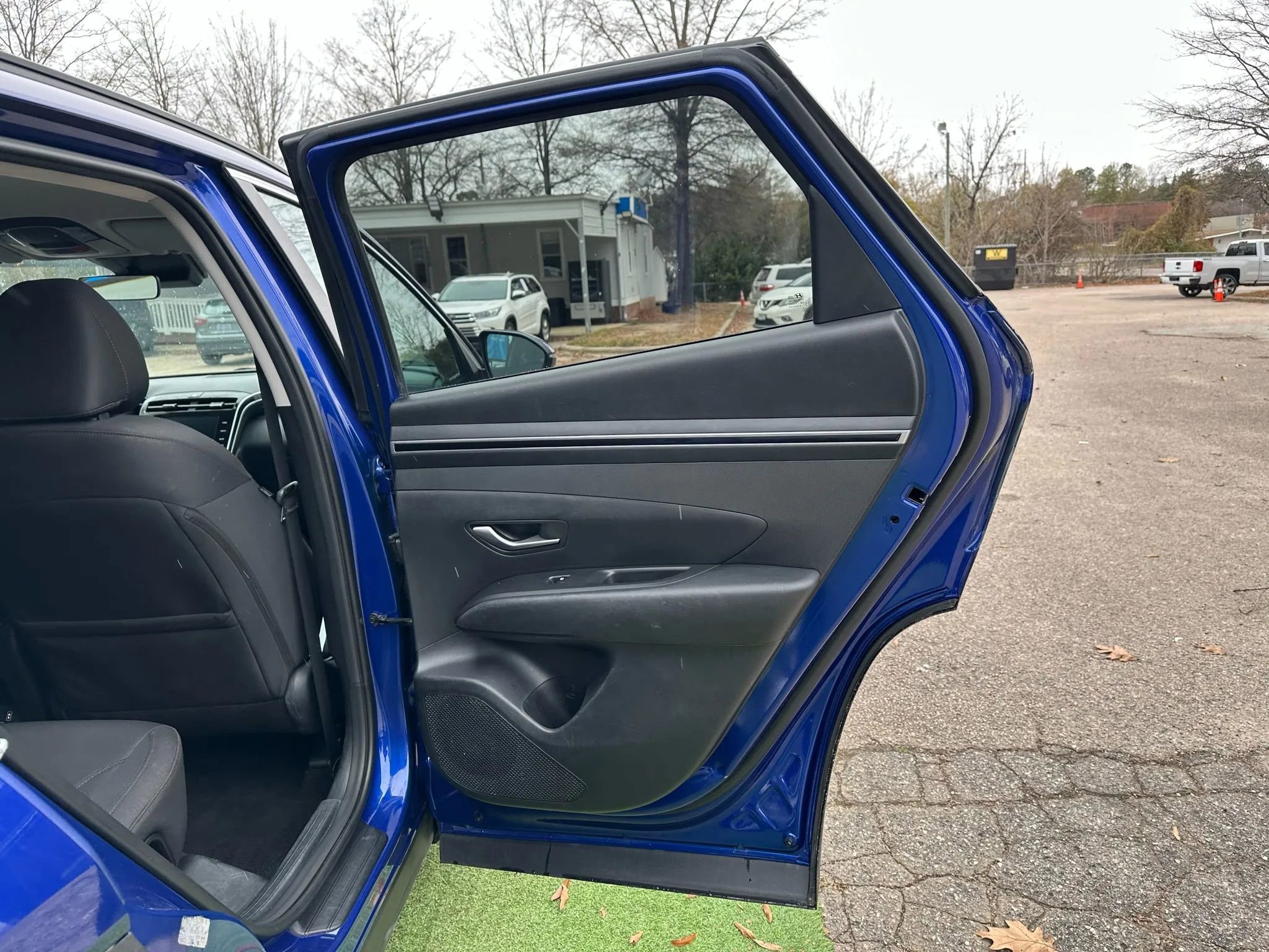 Used 2022 Hyundai Tucson SEL w/ Cargo Package image 17