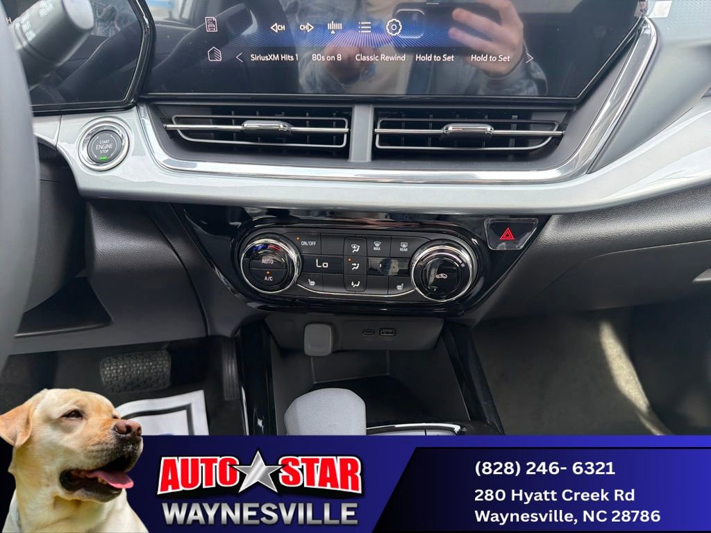 New 2025 Chevrolet Trax LT w/ LT Convenience Package image 19