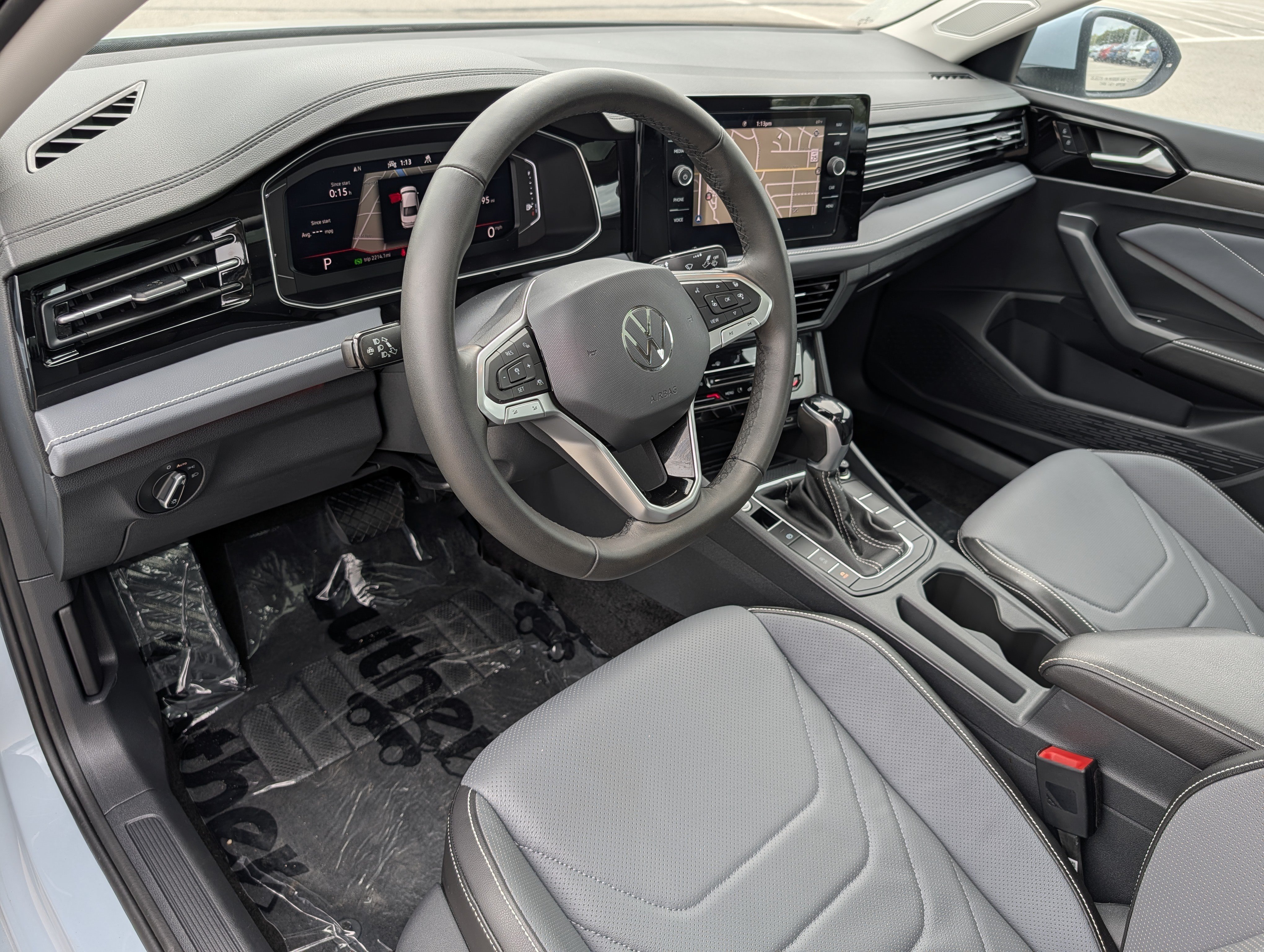 Used 2026 Volkswagen Jetta SEL FWD image 18