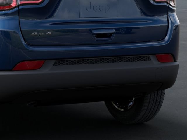 New 2026 Jeep Compass Latitude AWD/4WD image 13
