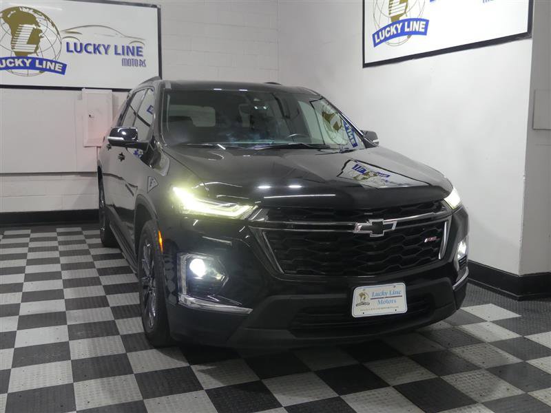 Used 2022 Chevrolet Traverse RS w/ LPO, Floor Liner Package AWD/4WD image 5