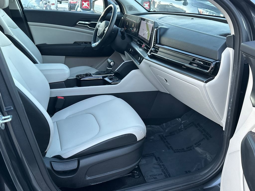 Certified 2024 Kia Sportage EX image 11