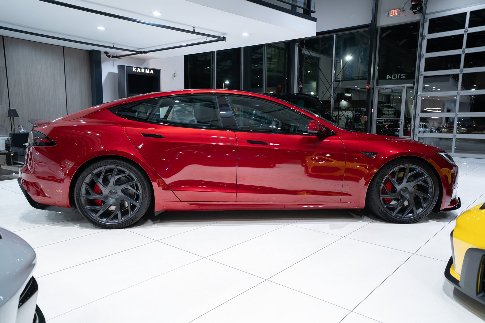Used 2026 Tesla Model S Plaid AWD/4WD image 47