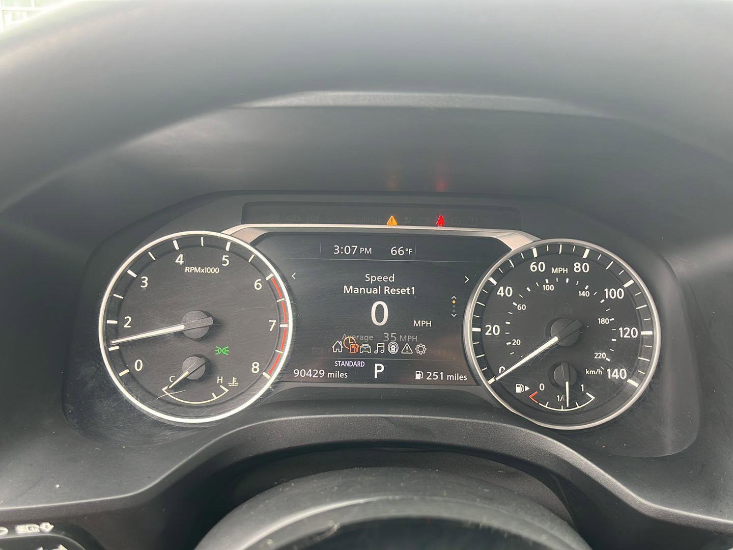 Used 2022 Nissan Rogue SV image 16