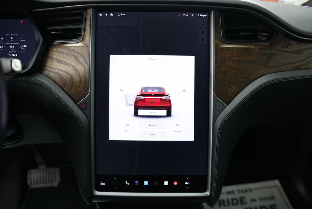Used 2021 Tesla Model X Long Range AWD/4WD image 23