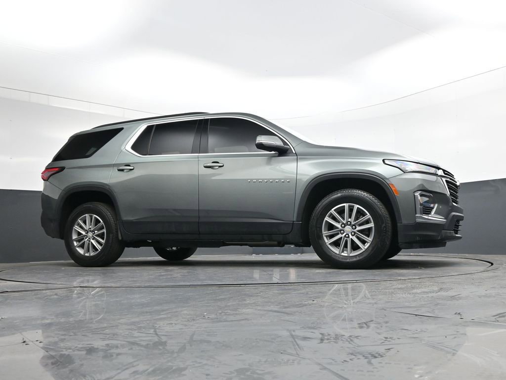 Used 2022 Chevrolet Traverse LT image 20