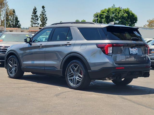 Certified 2025 Ford Explorer ST AWD/4WD image 2