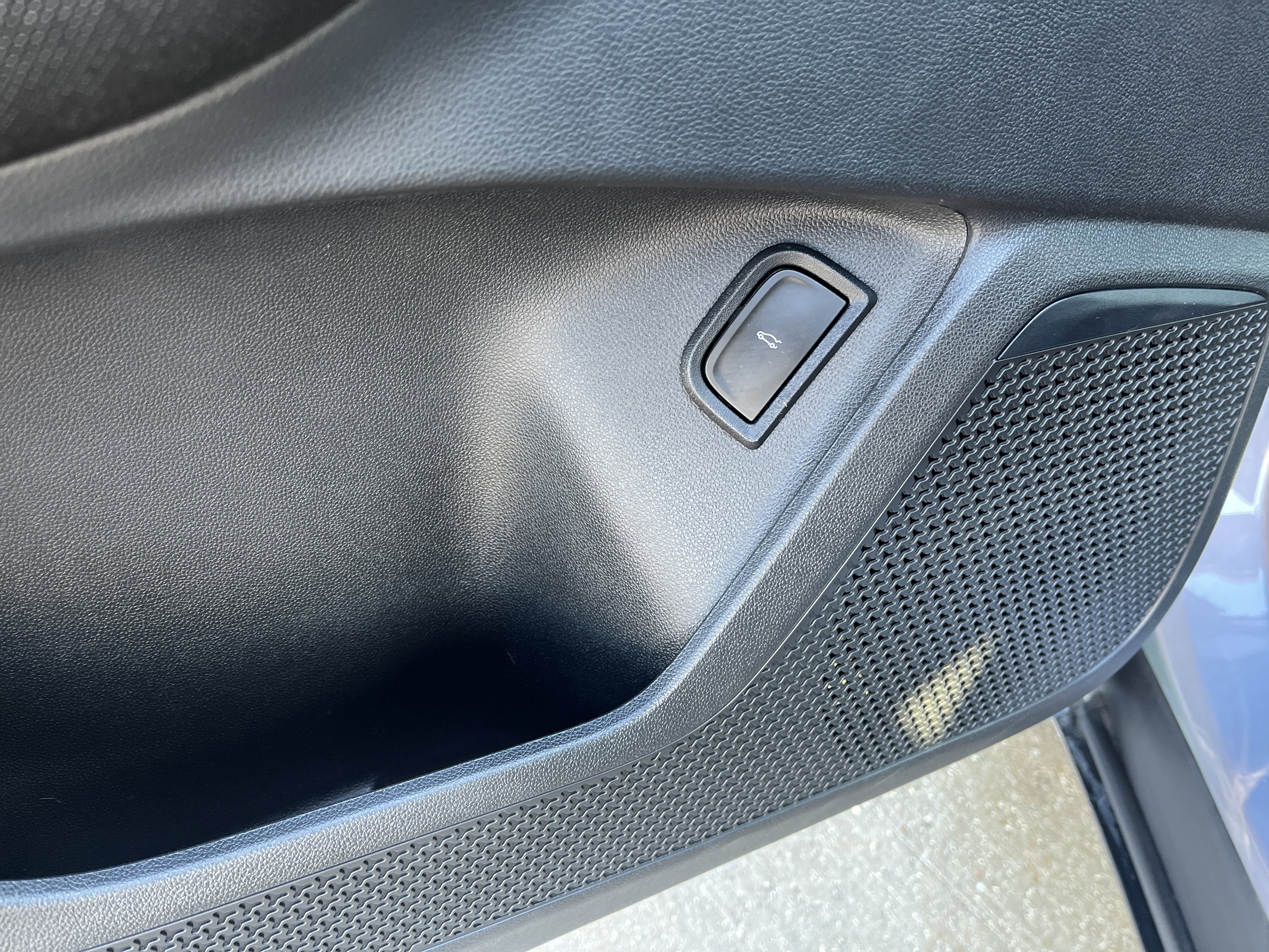 Used 2024 Chevrolet Blazer EV RS image 11