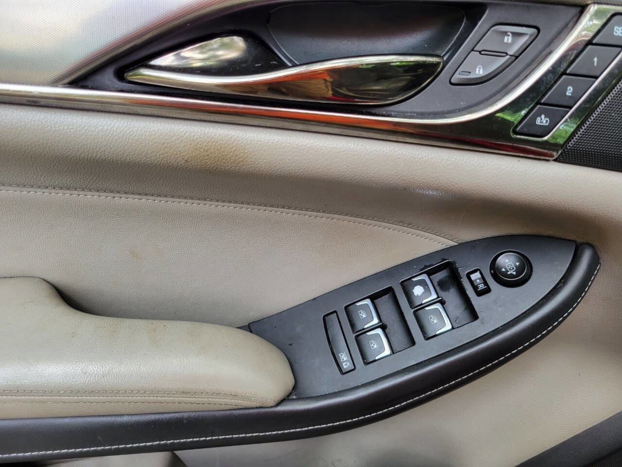 Used 2019 Cadillac CTS Sedan w/ Seating Package image 17