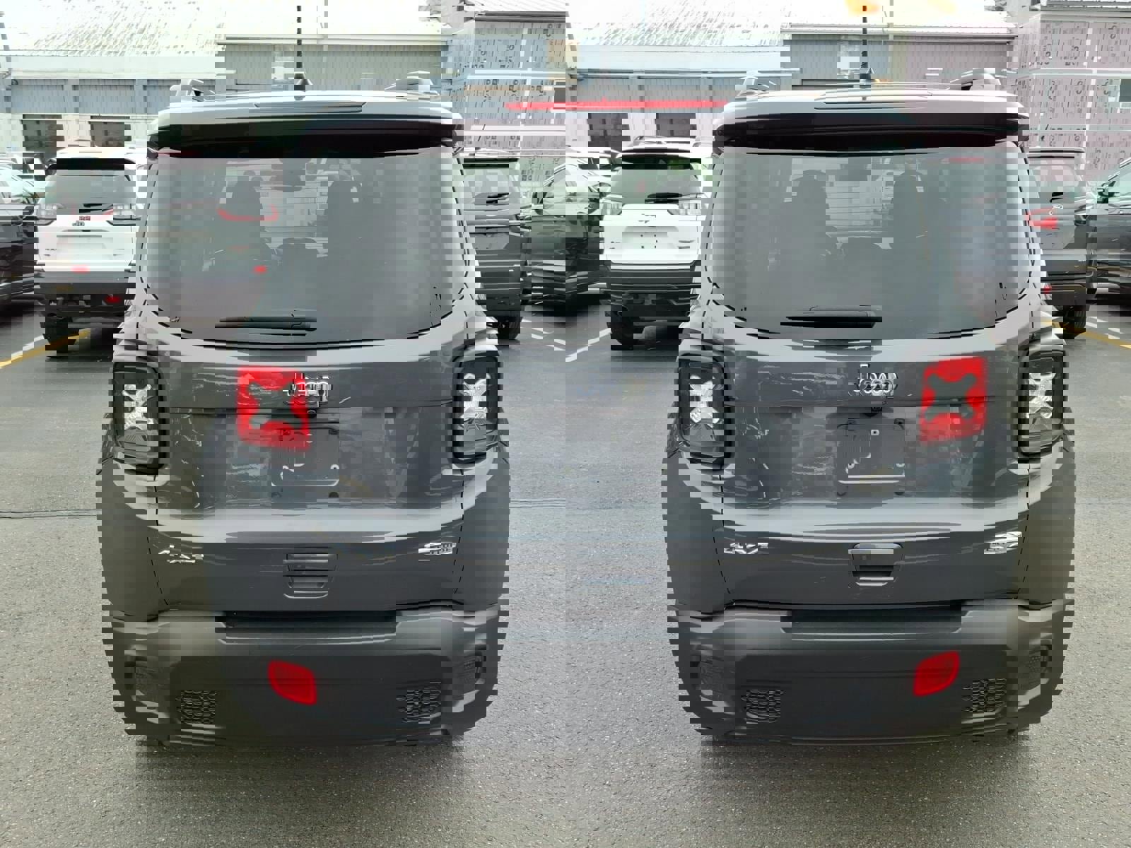 Used 2022 Jeep Renegade Latitude w/ Convenience Group image 6