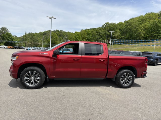 Certified 2024 Chevrolet Silverado 1500 RST w/ Z71 Off-Road Package AWD/4WD image 9
