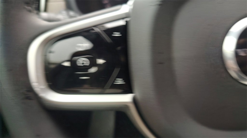 New 2026 Volvo XC90 B6 Plus image 16