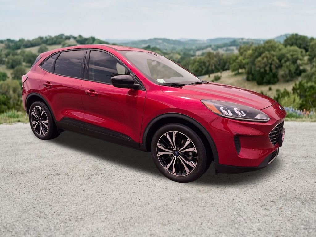 Used 2021 Ford Escape SE w/ SE Sport Appearance Package FWD image 1