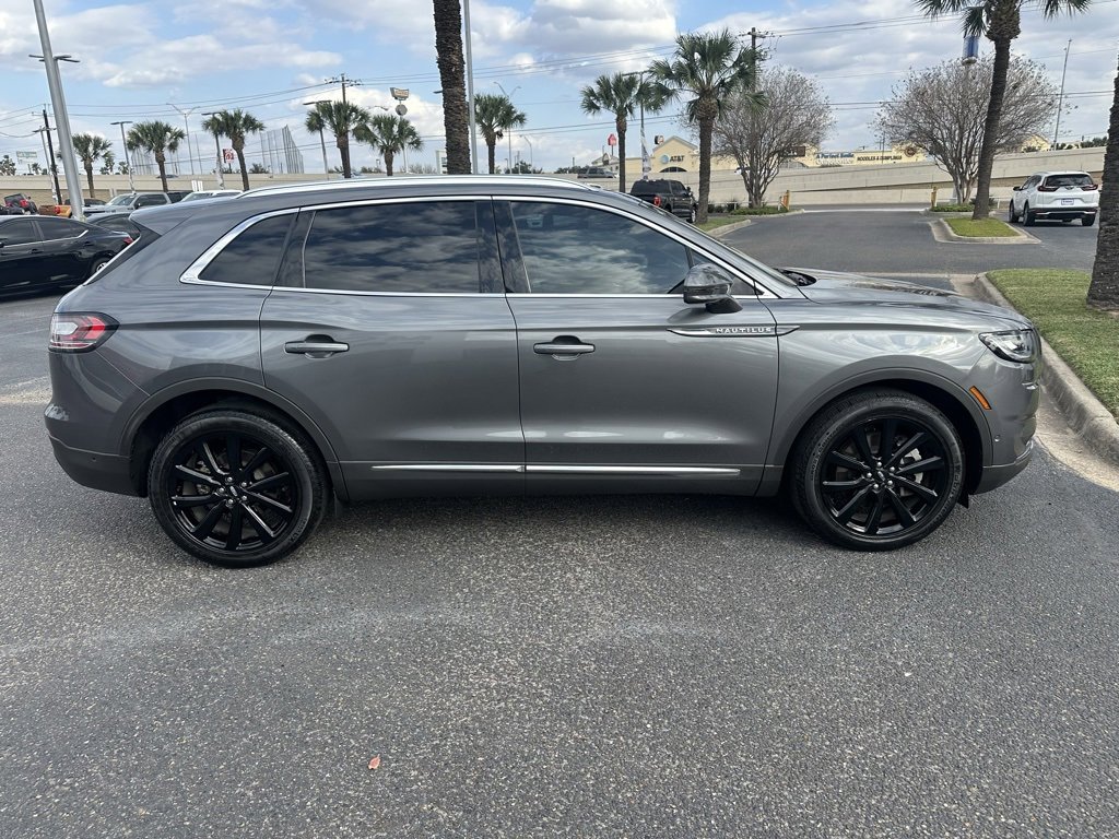 Used 2023 Lincoln Nautilus Reserve w/ Equipment Group 201A image 7