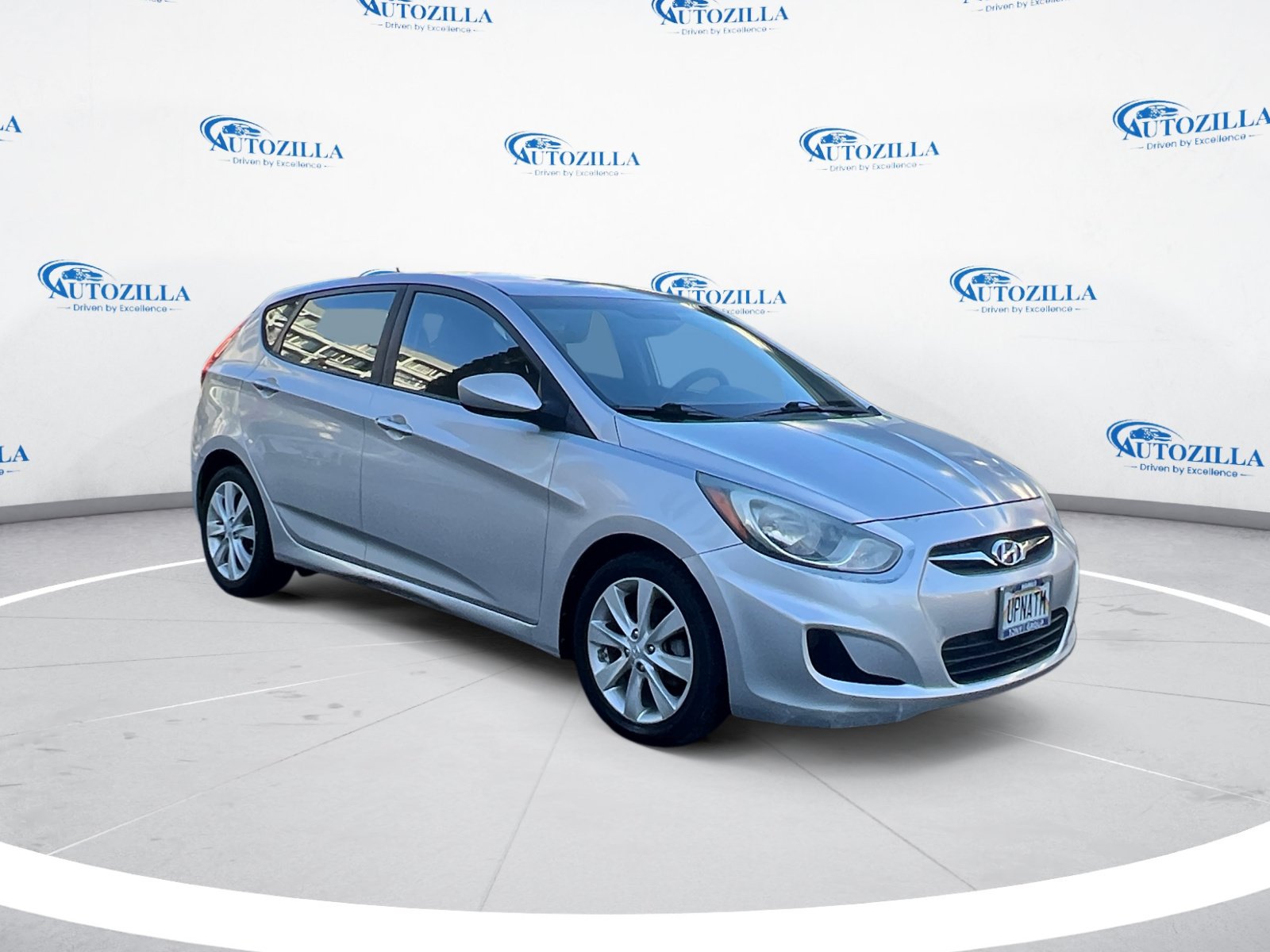 Used 2012 Hyundai Accent SE FWD image 7