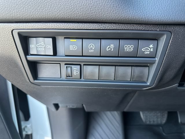 New 2026 Toyota Tundra Limited AWD/4WD image 16