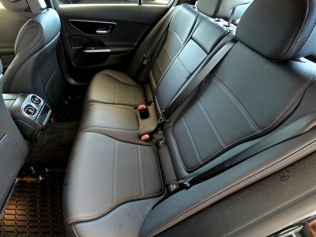 Used 2025 Mercedes-Benz C 300 4MATIC Sedan image 21