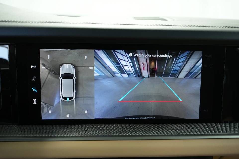 Certified 2026 Porsche Cayenne AWD/4WD image 20