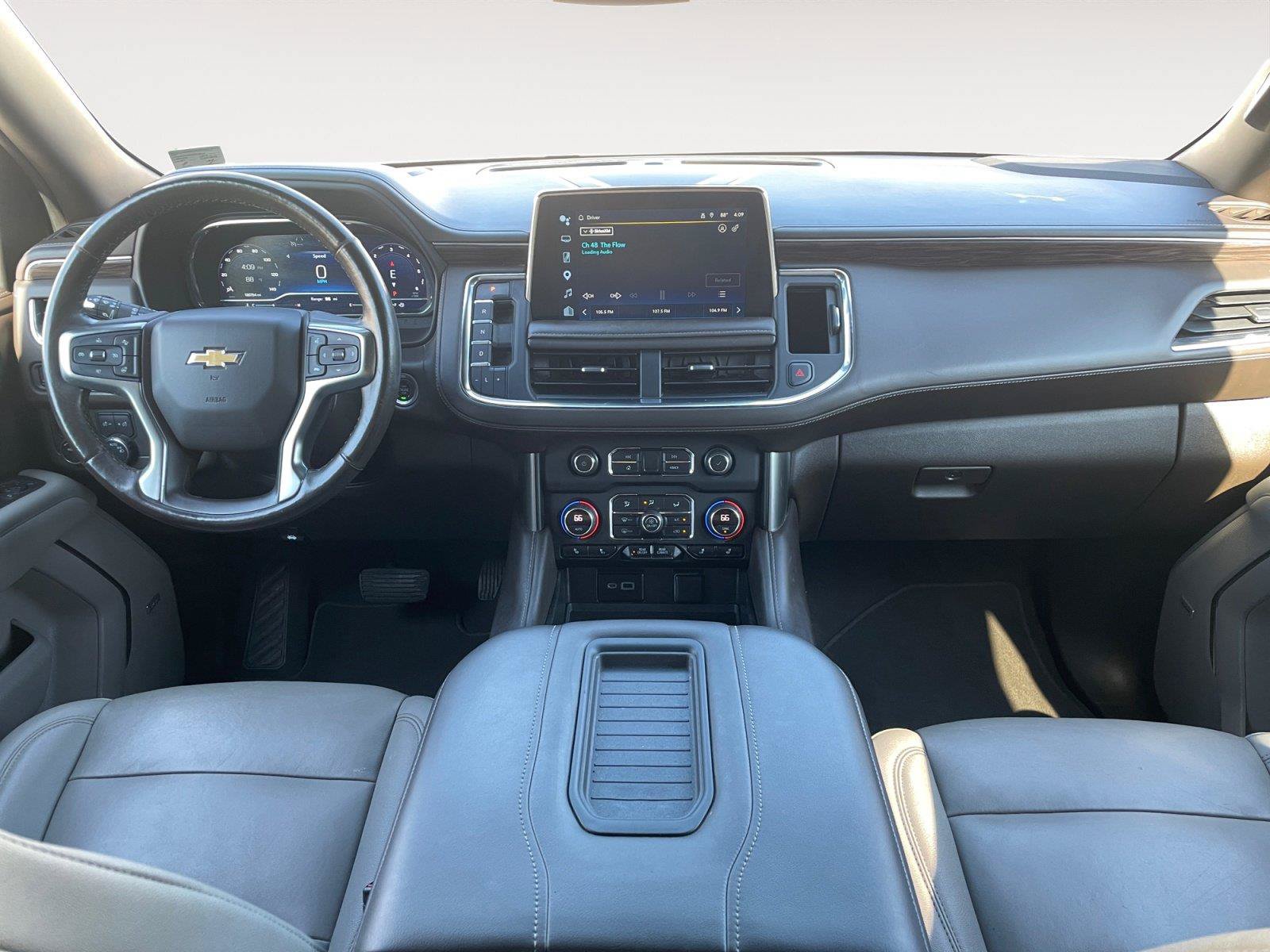 Used 2022 Chevrolet Tahoe LT w/ Luxury Package AWD/4WD image 10