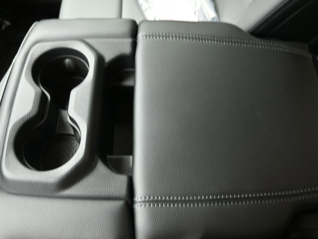 New 2026 RAM 1500 Tradesman AWD/4WD image 14