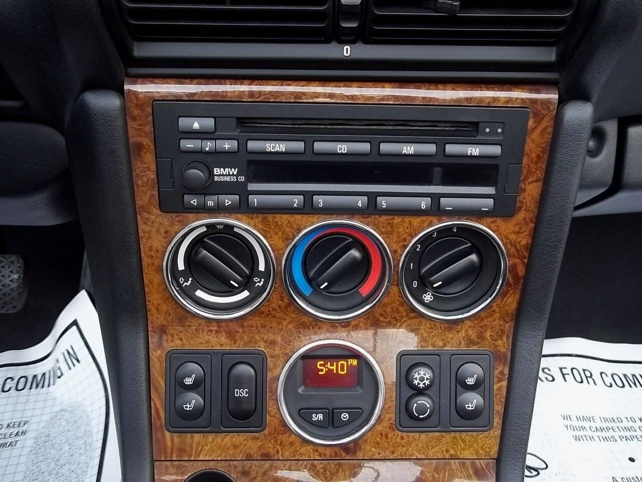 Used 2002 BMW Z3 2.5i image 13