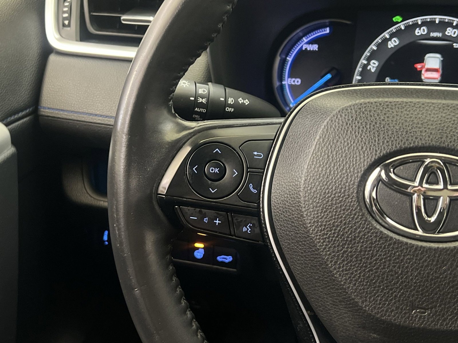 Used 2019 Toyota RAV4 XSE image 34