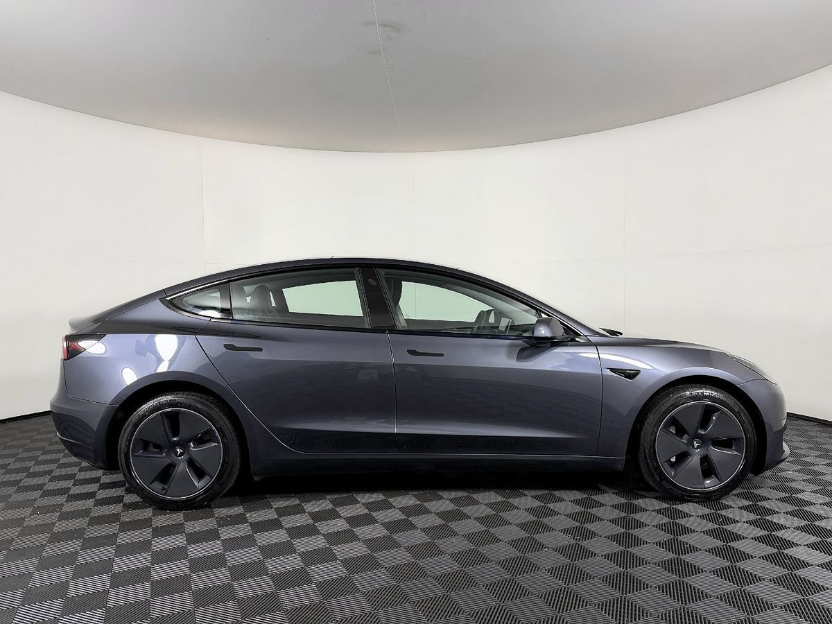 Used 2023 Tesla Model 3 Standard Range RWD image 7