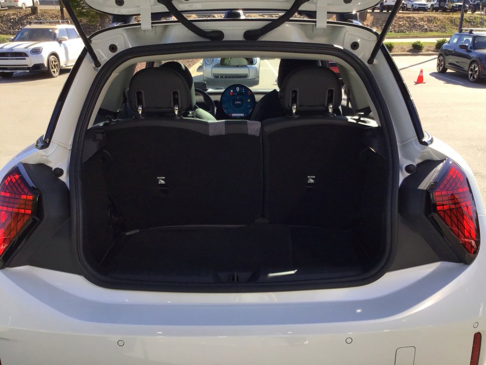 Certified 2025 MINI Cooper S image 15