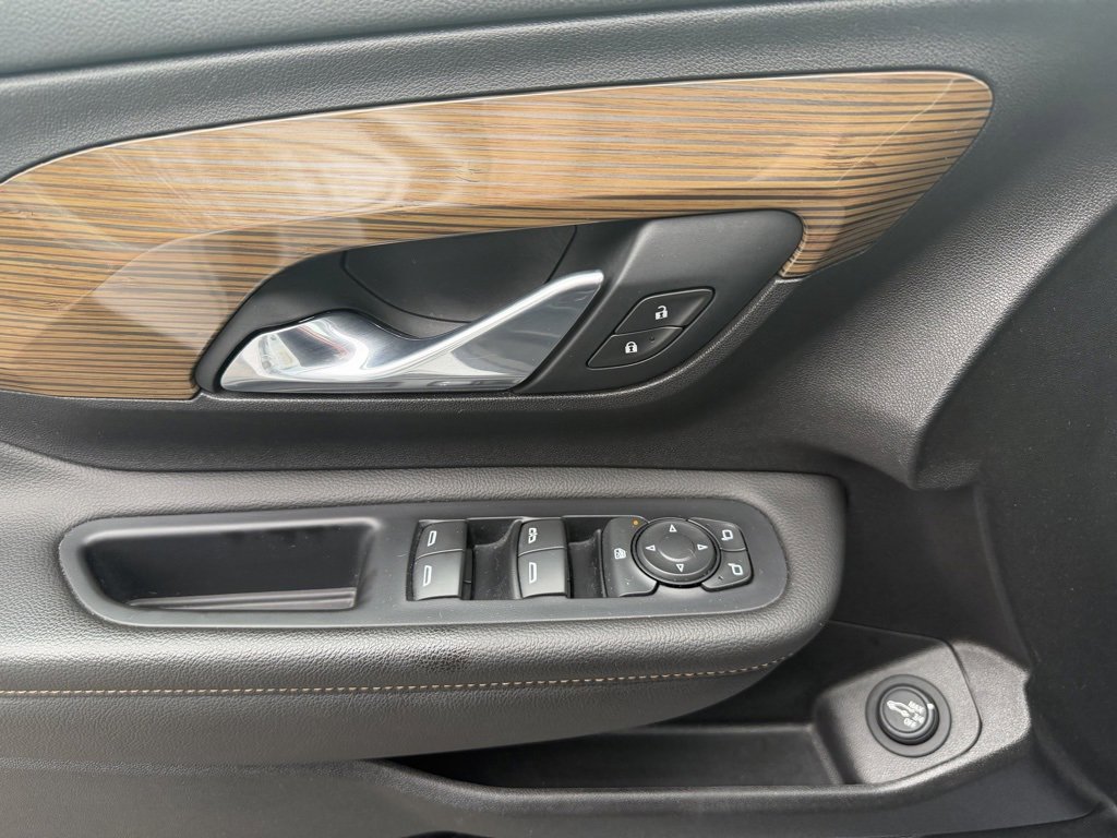 Used 2020 GMC Terrain SLE w/ Driver Convenience Package image 31