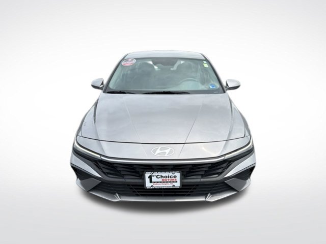 Used 2024 Hyundai Elantra SEL FWD image 9
