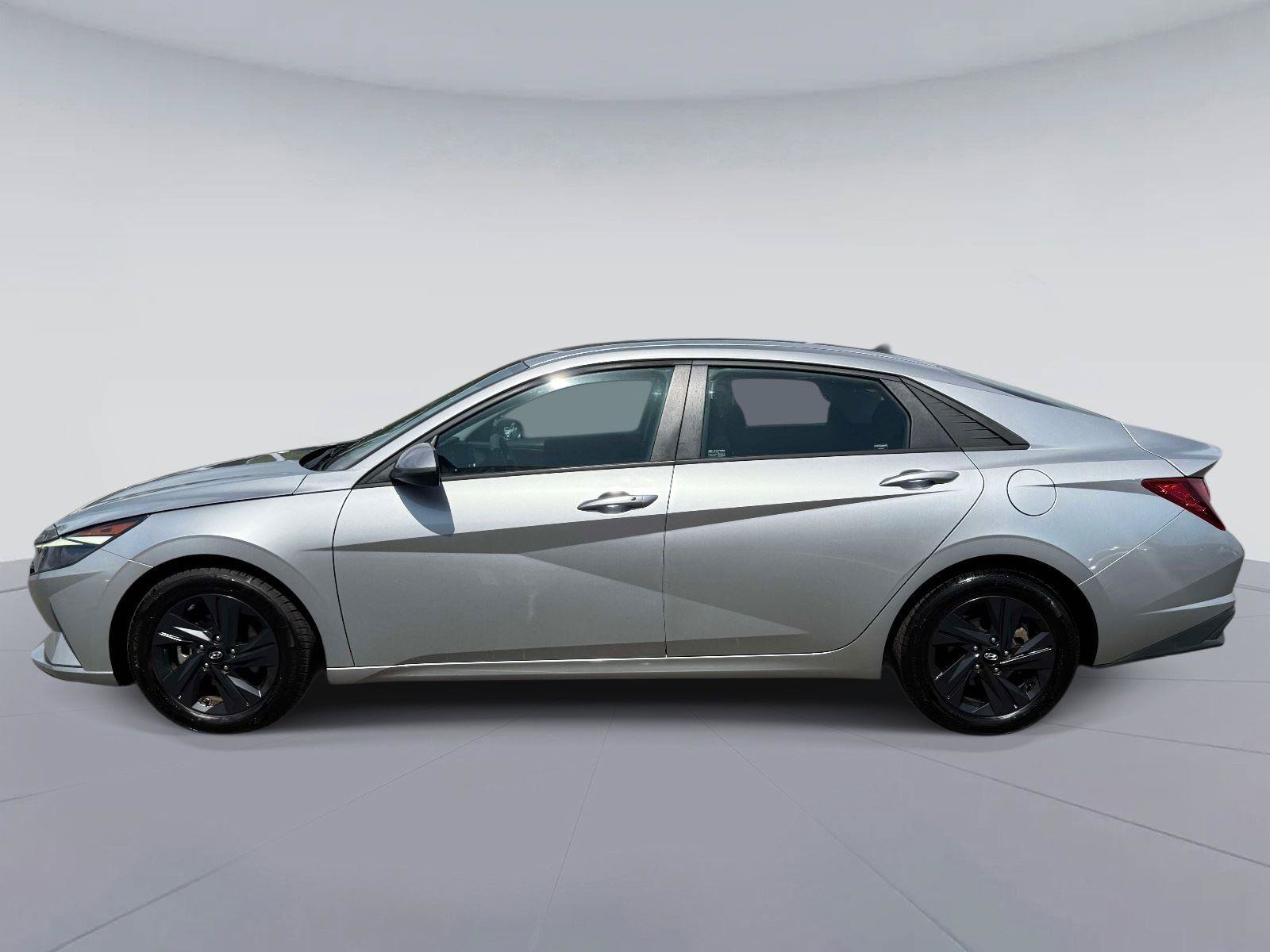 Used 2021 Hyundai Elantra SEL FWD image 7