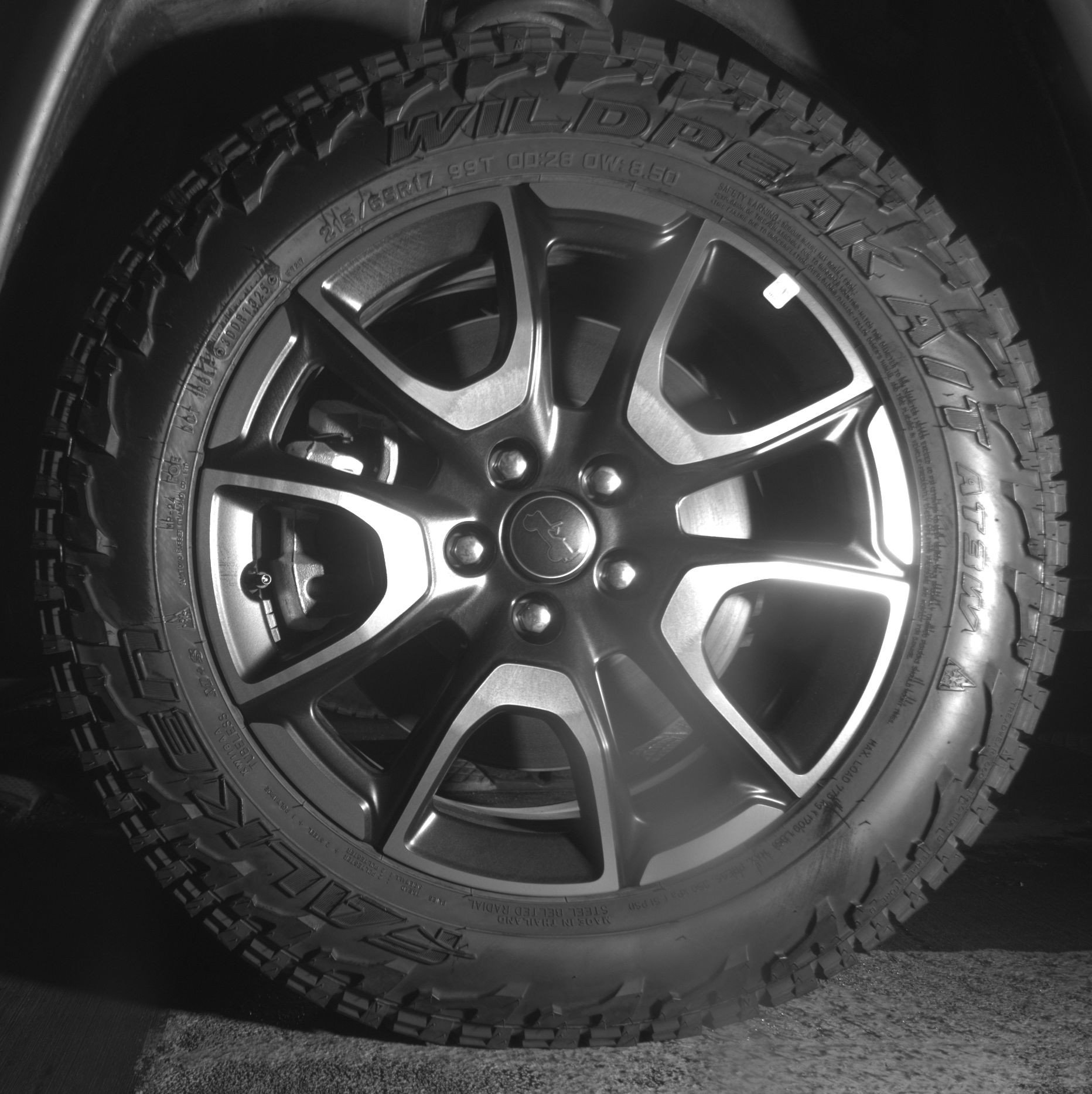 Used 2025 Jeep Compass Trailhawk AWD/4WD image 12