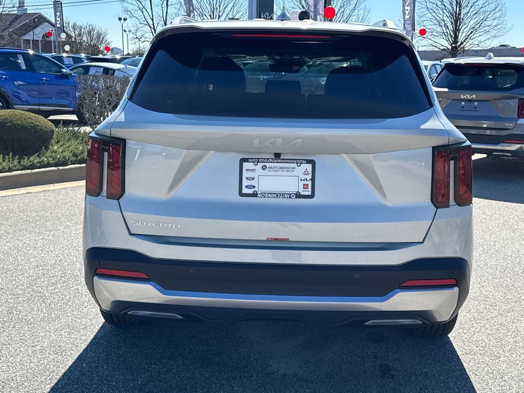 New 2026 Kia Sorento S image 4