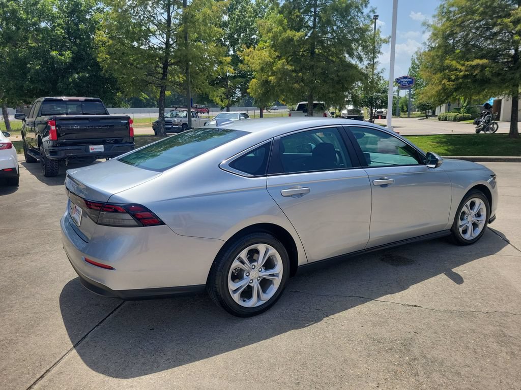 Used 2025 Honda Accord LX image 8