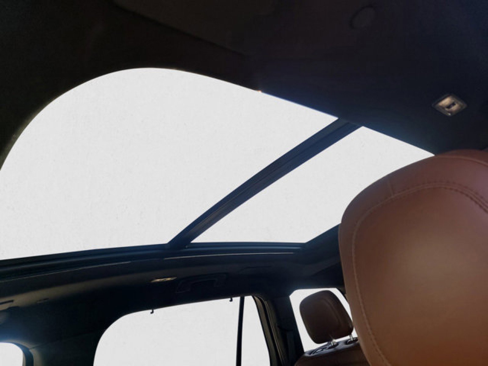 Used 2024 Lincoln Aviator Reserve w/ Equipment Group 201A image 13