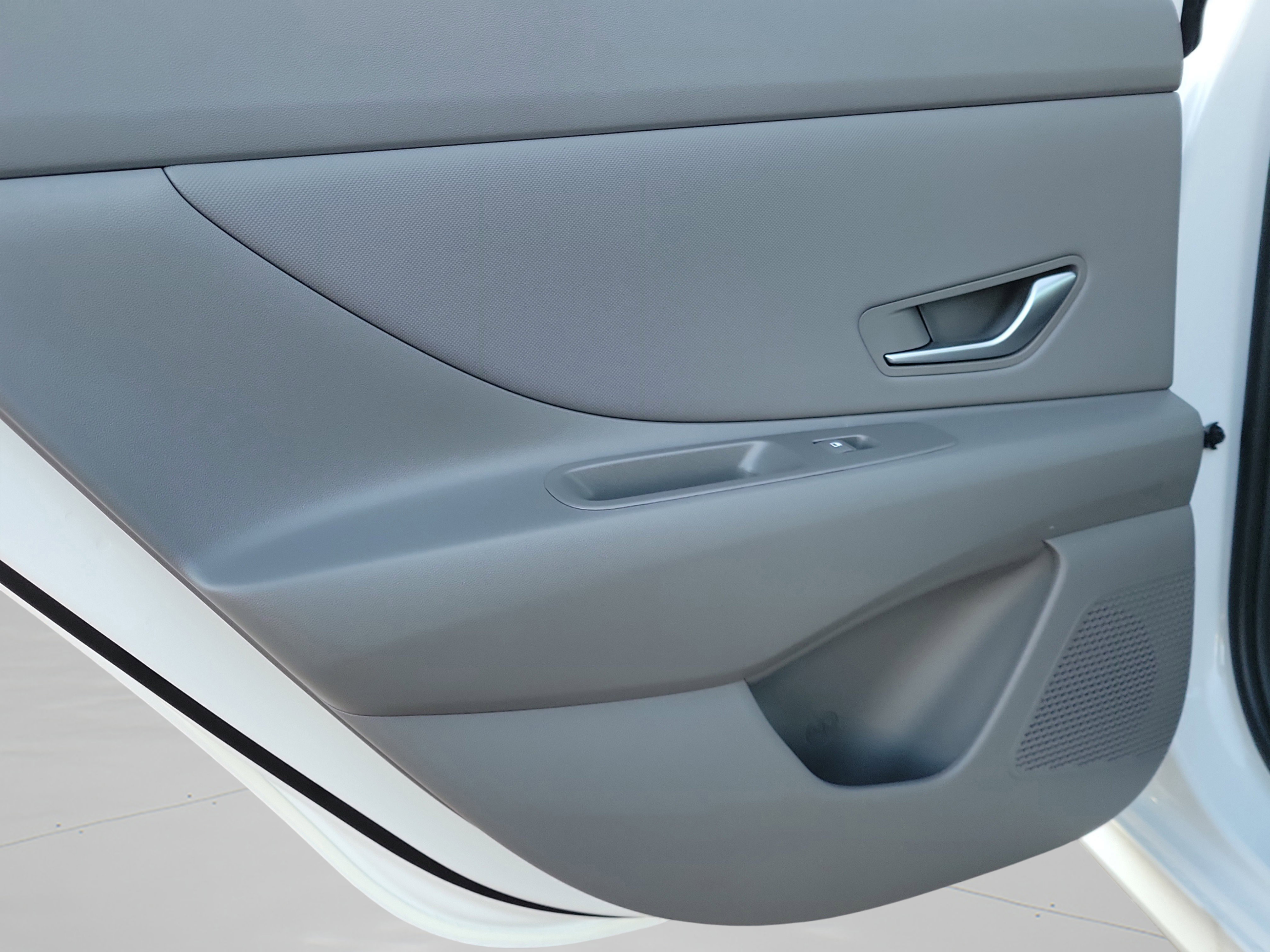 New 2026 Hyundai Elantra SEL Sport image 28