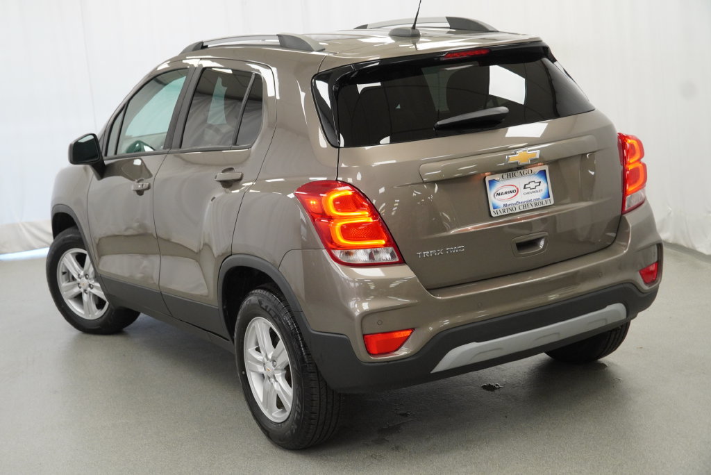 Used 2021 Chevrolet Trax LT w/ Driver Confidence Package AWD/4WD image 16