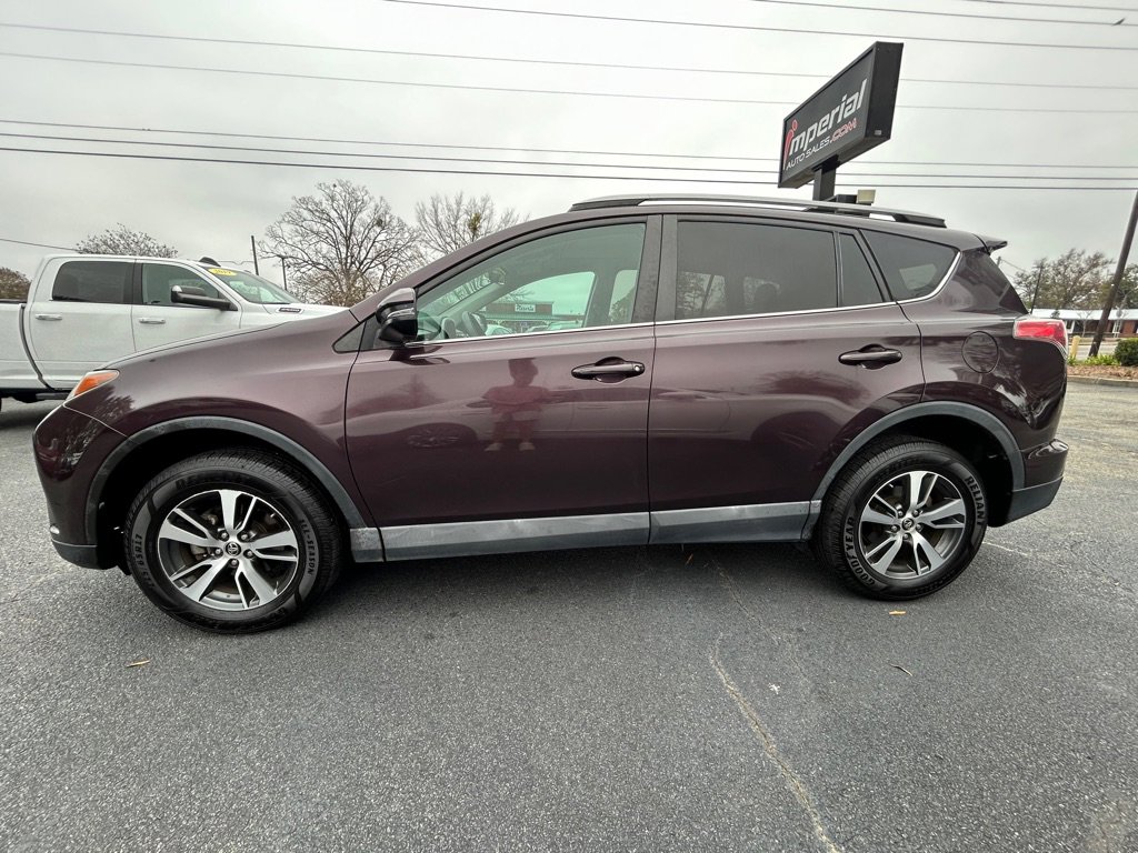 Used 2017 Toyota RAV4 XLE FWD image 9