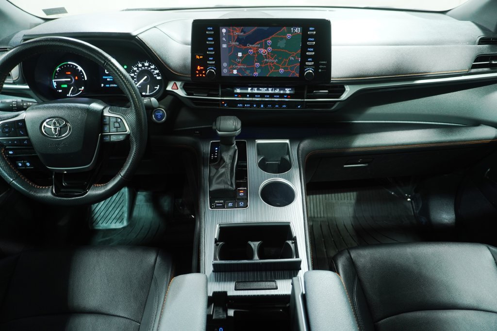 Certified 2023 Toyota Sienna XSE AWD/4WD image 20