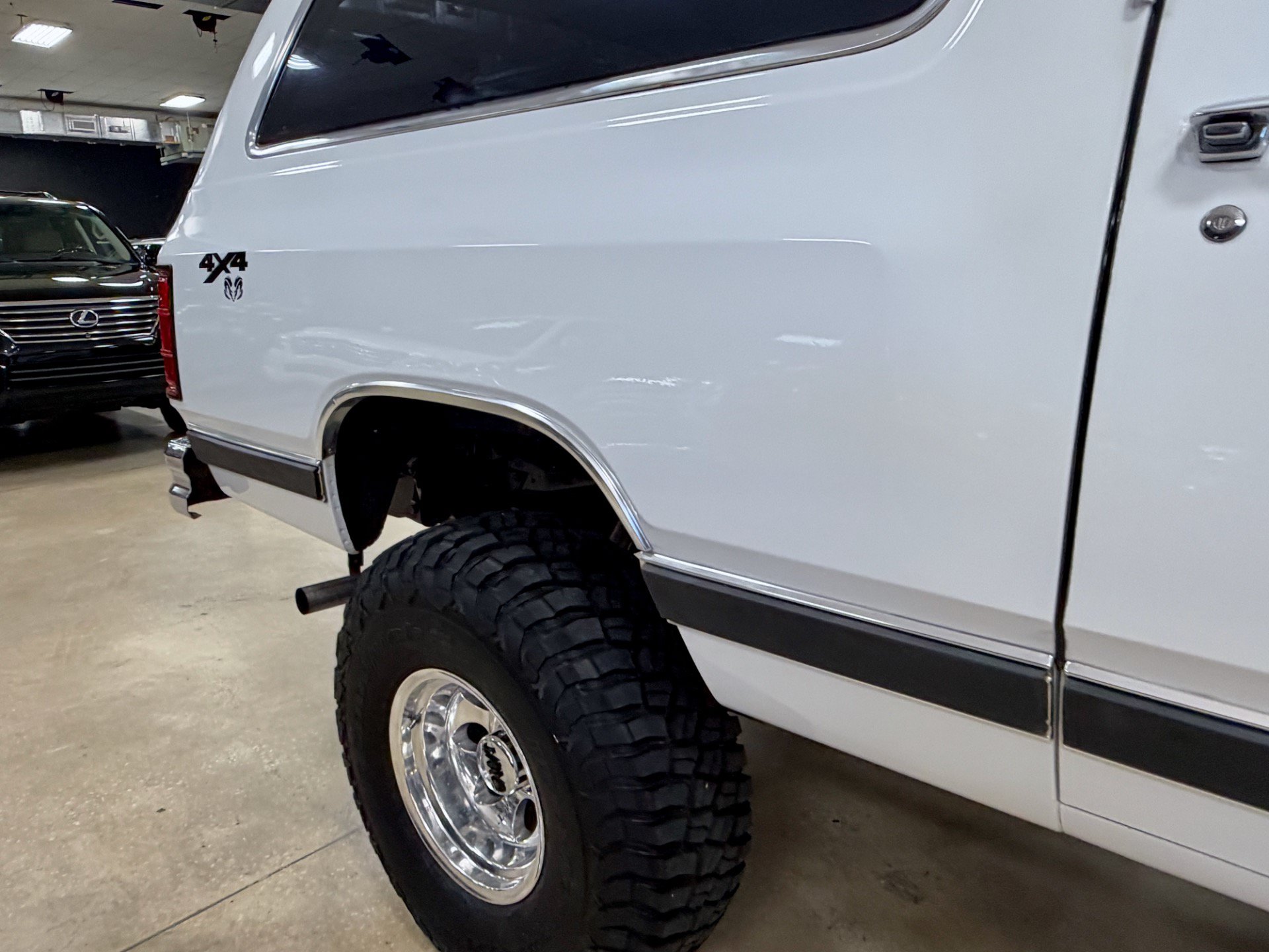 Used 1987 Dodge Ramcharger 4WD image 19