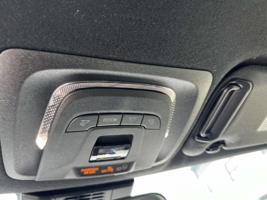 Used 2023 Toyota Corolla SE FWD image 32