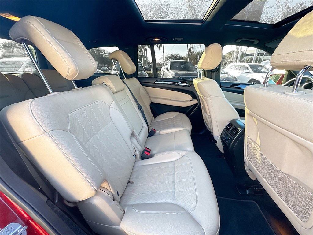 Used 2018 Mercedes-Benz GLS 450 4MATIC image 30